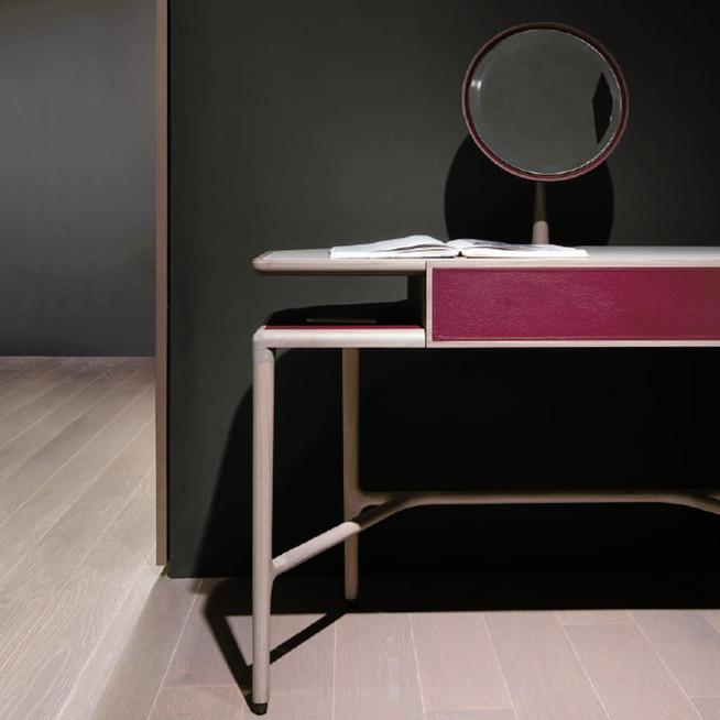 Juliet Bed by Giorgetti, view 4