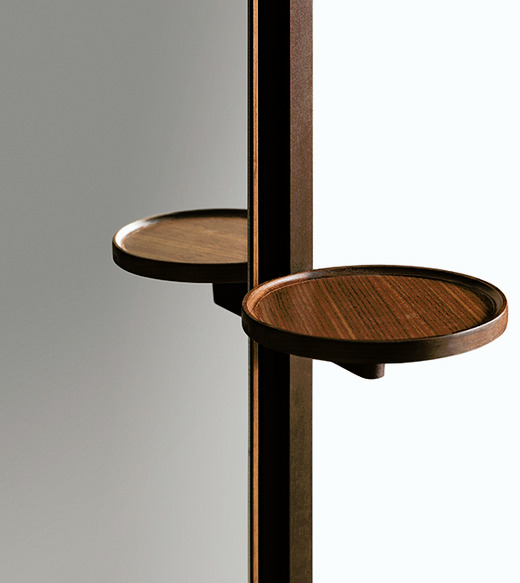 Narcisse Decorative Object by Giorgetti, view 3