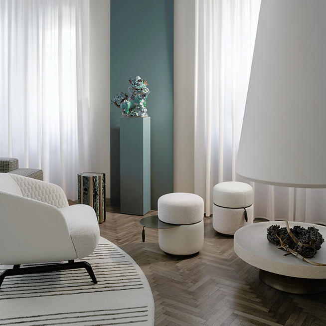 Otto Bench by Giorgetti, view 5