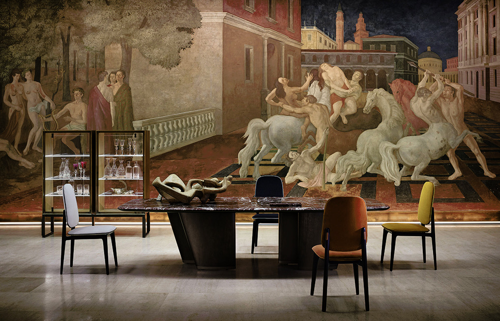 Plume Chair by Giorgetti, view 3