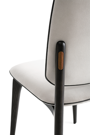 Plume Chair by Giorgetti, view 5