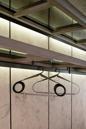 Reiwa Decorative Object by Giorgetti, view 9