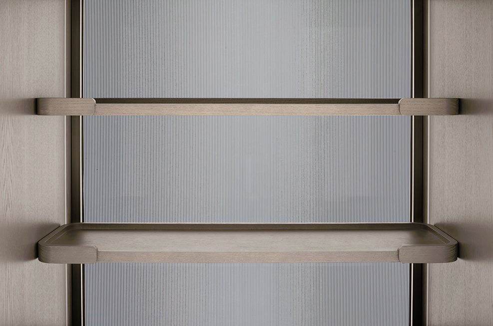 Shibusa Bookcase by Giorgetti, view 2