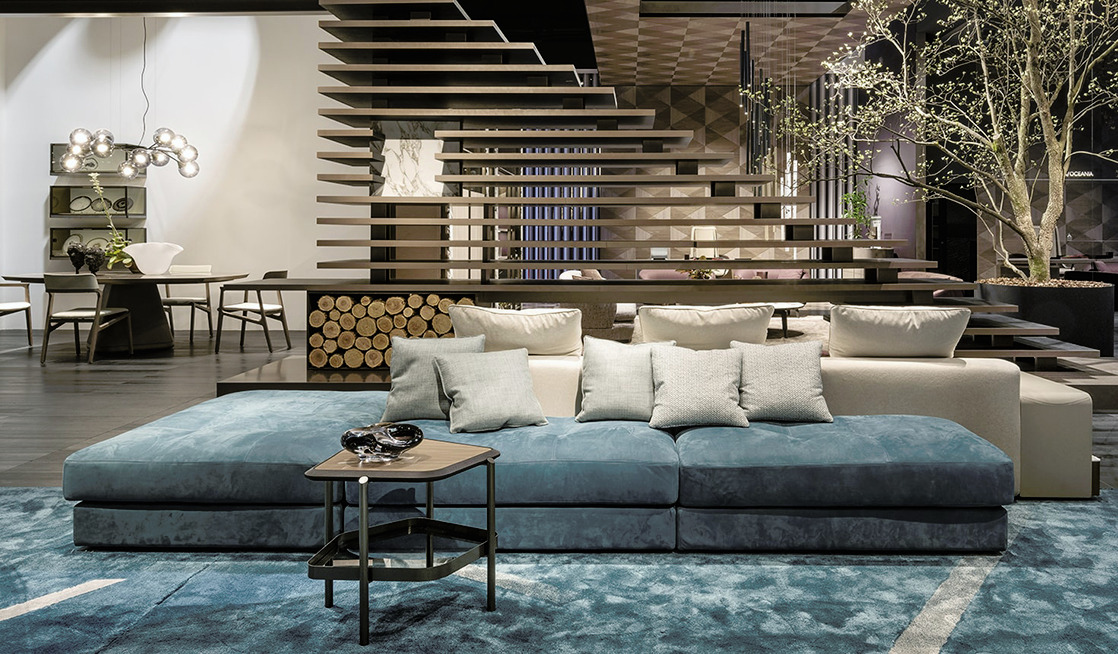 Skyline Armchair by Giorgetti, view 2