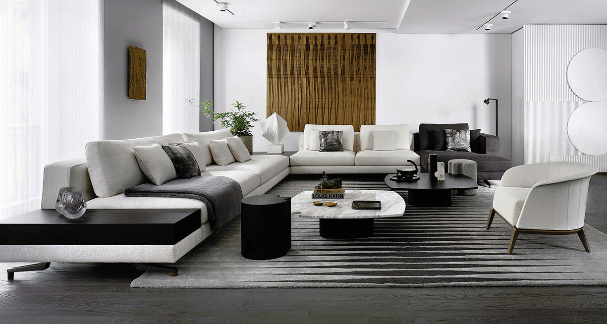 Soho Armchair by Giorgetti, view 2
