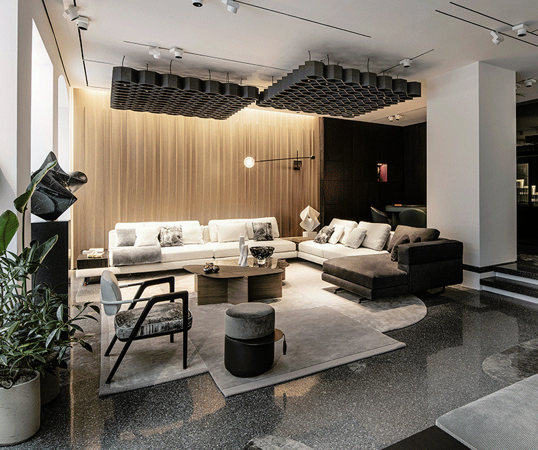 Soho Armchair by Giorgetti, view 6