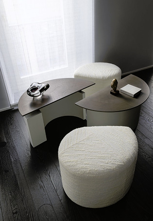 Tiberina Pouf by Giorgetti, view 4