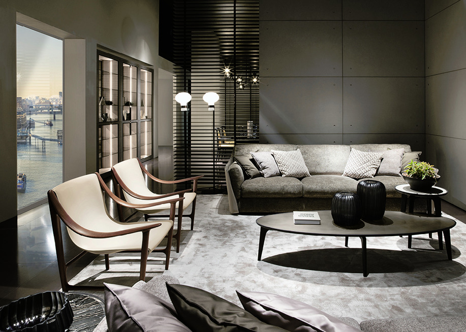 Vittoria Armchair by Giorgetti, view 2