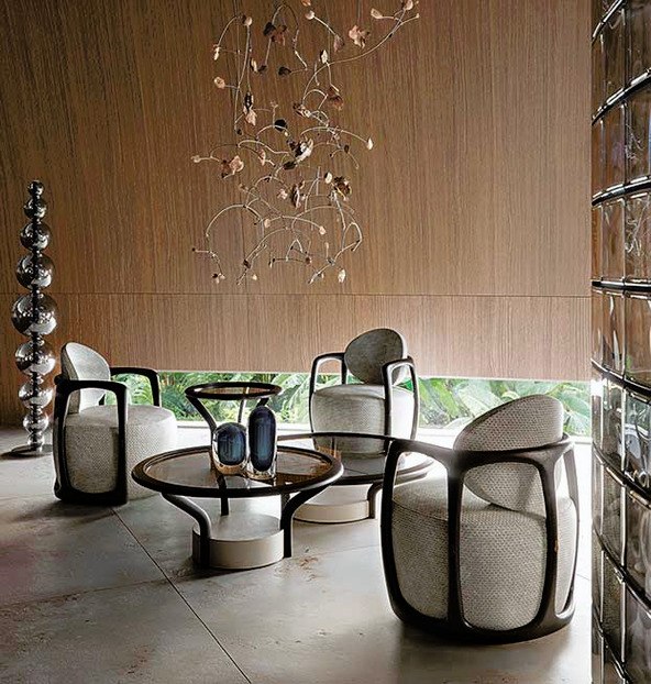 Yuan Chair by Giorgetti, view 3