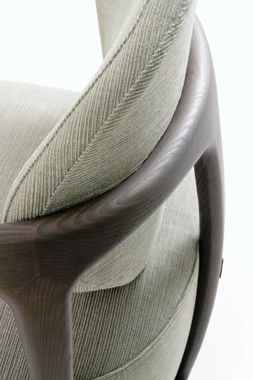 Yuan Chair by Giorgetti