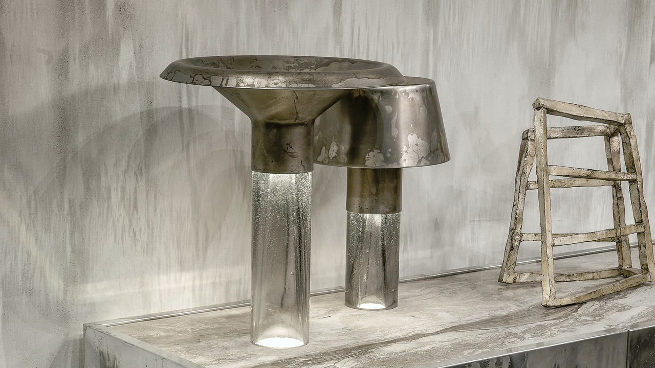 Ghost Table Lamp Henge