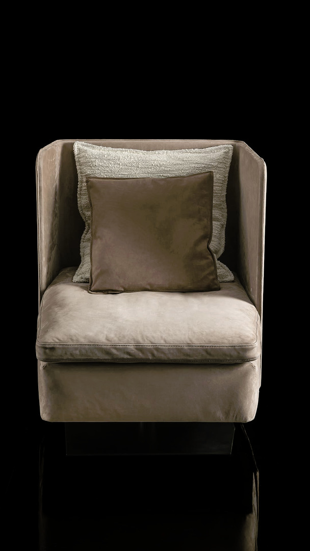Human Armchair Henge, view 10