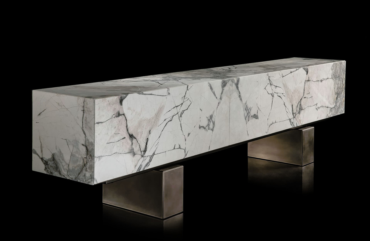 Slim Side Henge, view 5