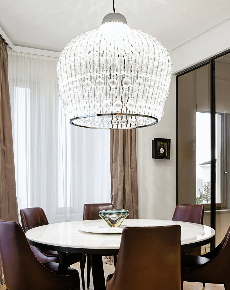 Crowns Pendant Light