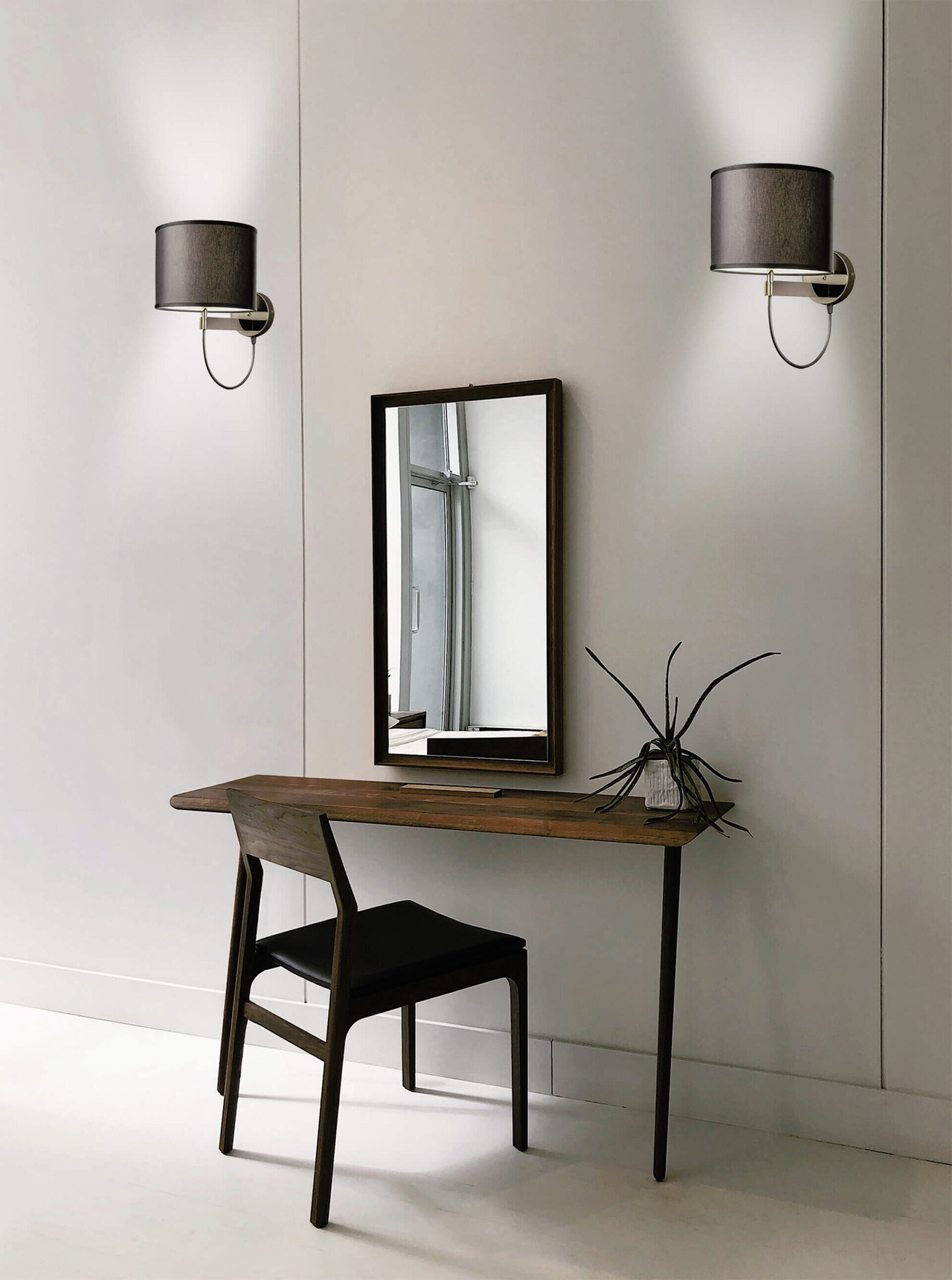 Lily Wall Light, view 2