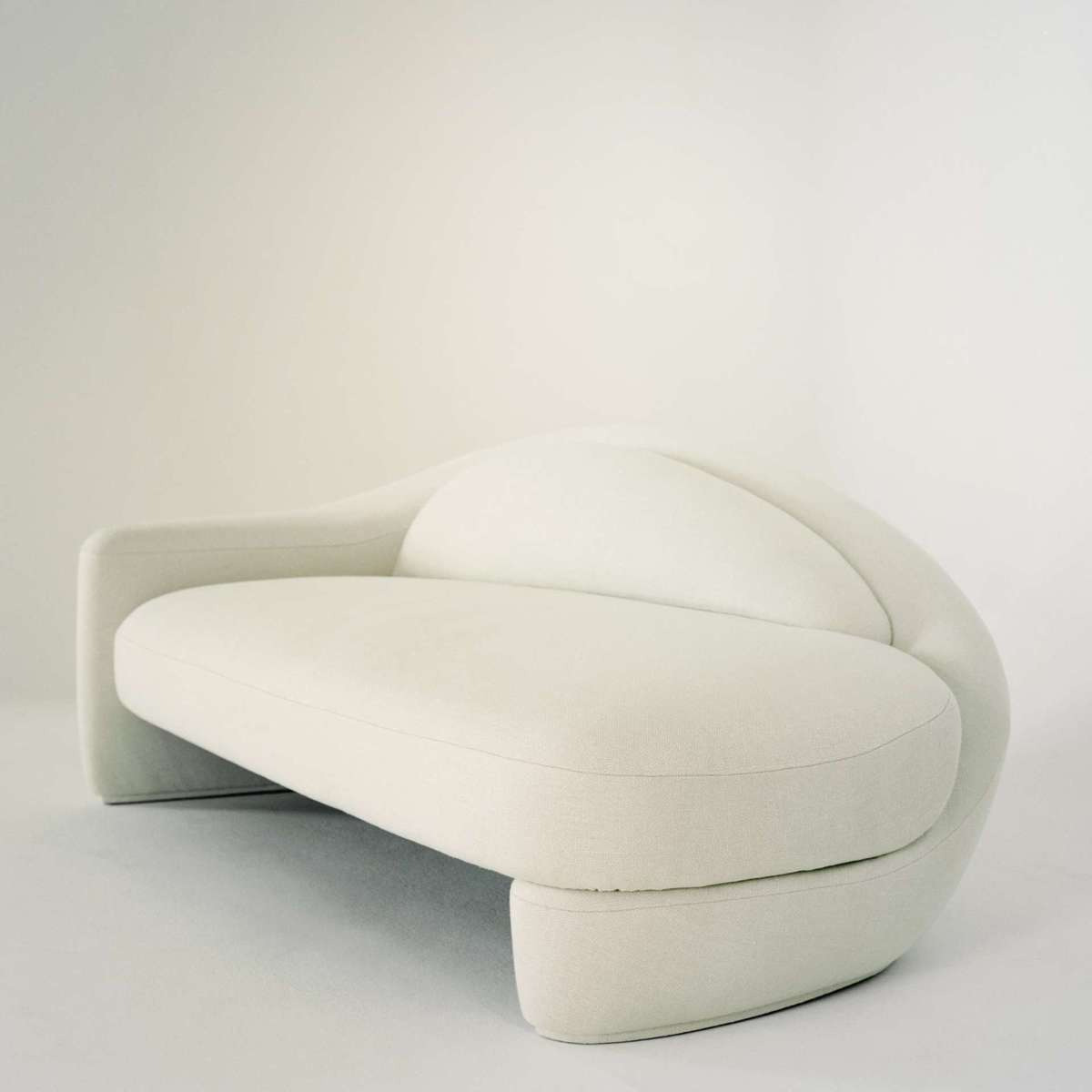 Loro Piana The Palm Chaise Longue, view 3
