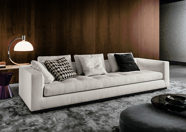Andersen Line Quilt Cushion by Minotti