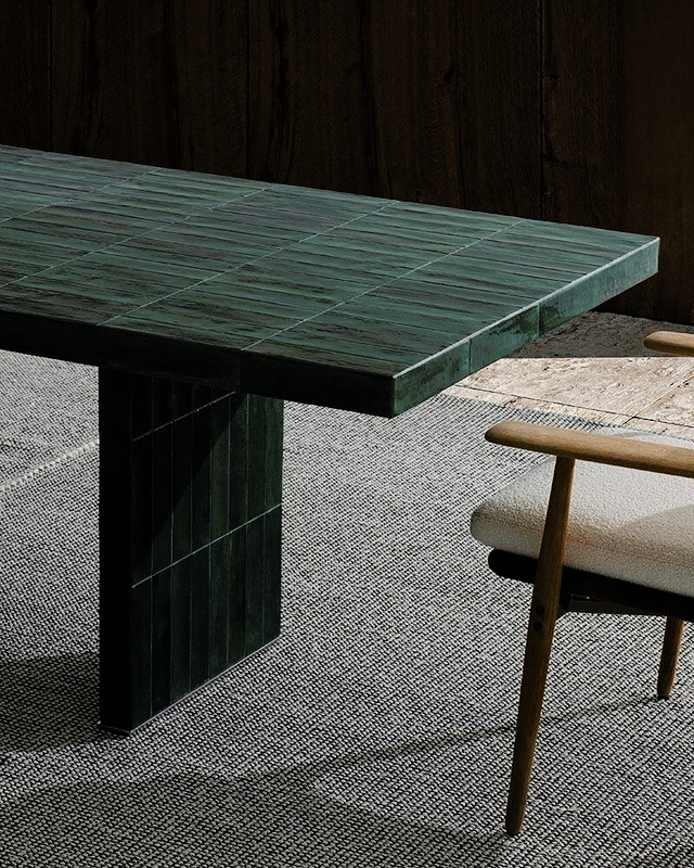 Andrée Dining Outdoor by Minotti, view 2
