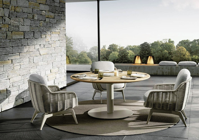 Bellagio Lounge Dining Outdoor Table