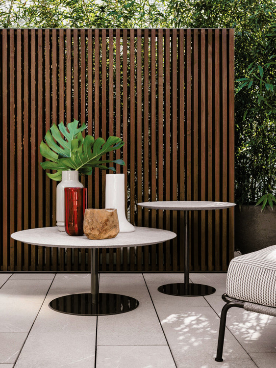 Bellagio Outdoor Table by Minotti, view 3