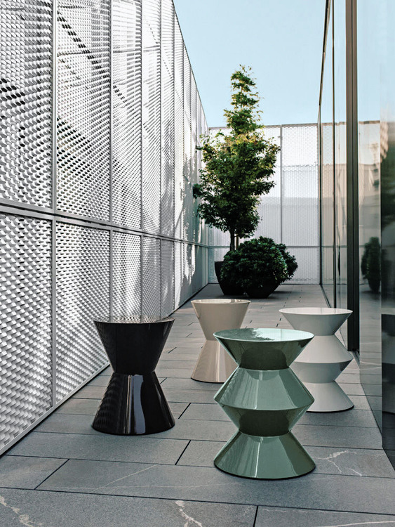 Cesar outdoor, view 4