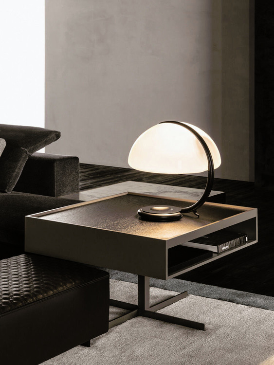 Close Side Table by Minotti, view 3