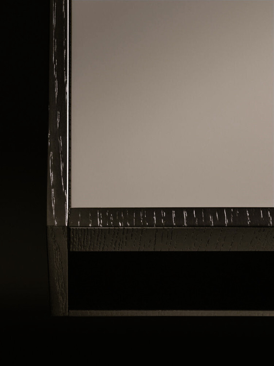 Close Console, view 3