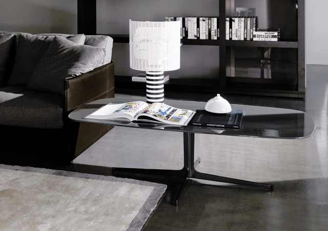 Clyfford Coffee Table by Minotti