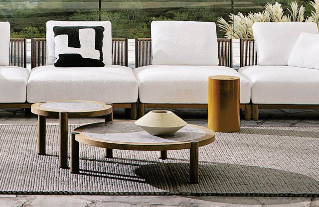 Daylight Outdoor Coffee Tables