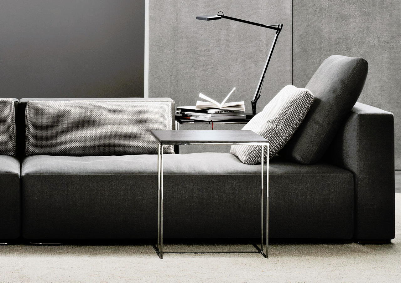 Leger Side Table by Minotti, view 4