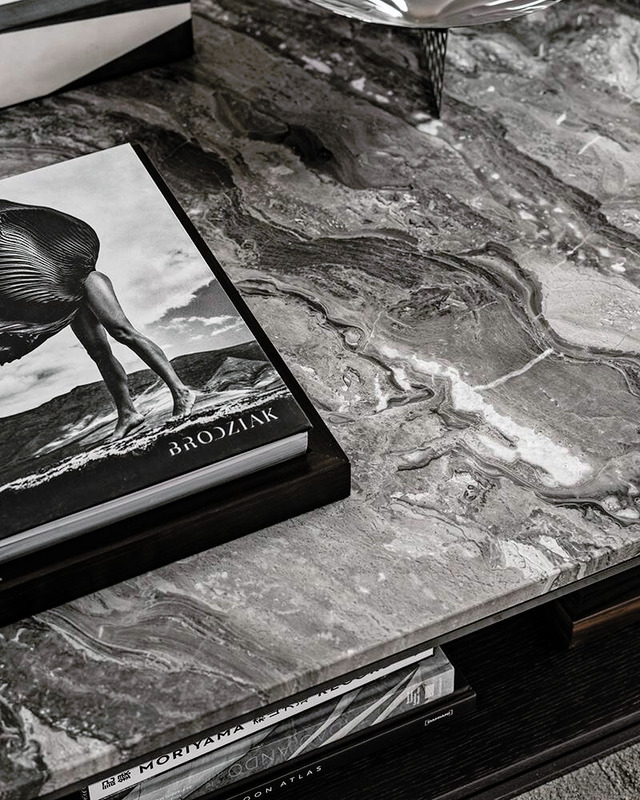 Liam Coffee Table by Minotti, view 3