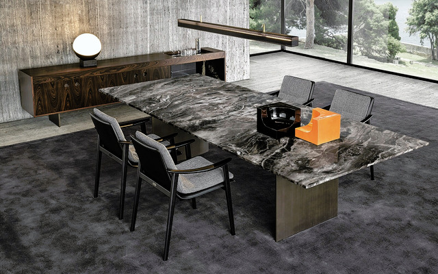 Linha Dining Table