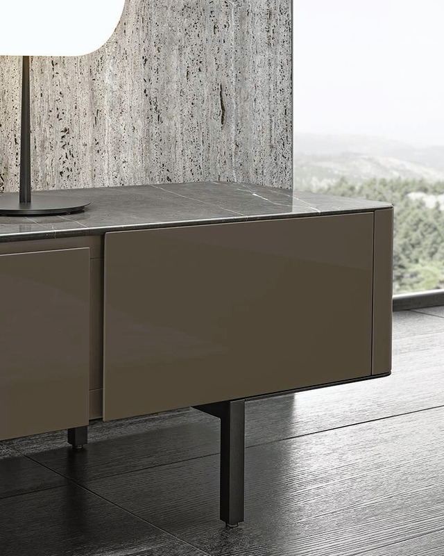 Lou 2020 Sideboard by Minotti, view 3