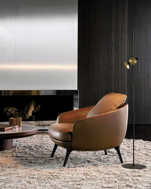 Raphael Minotti Armchair, view 2