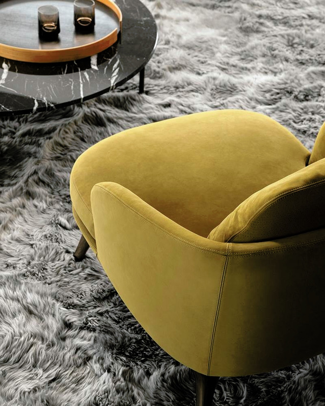 Raphael Minotti Armchair, view 4
