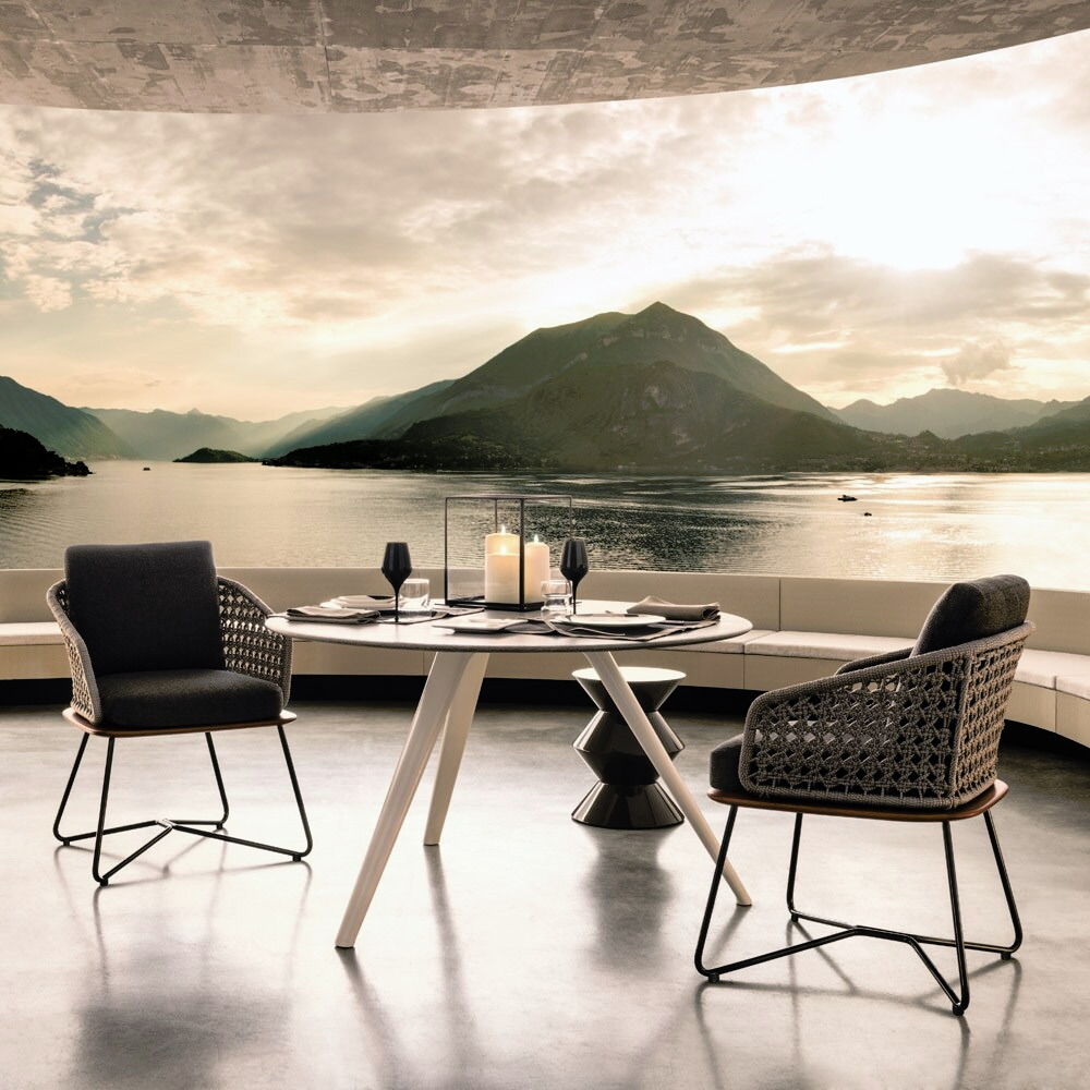Rivera Little Armchair by Minotti, view 2