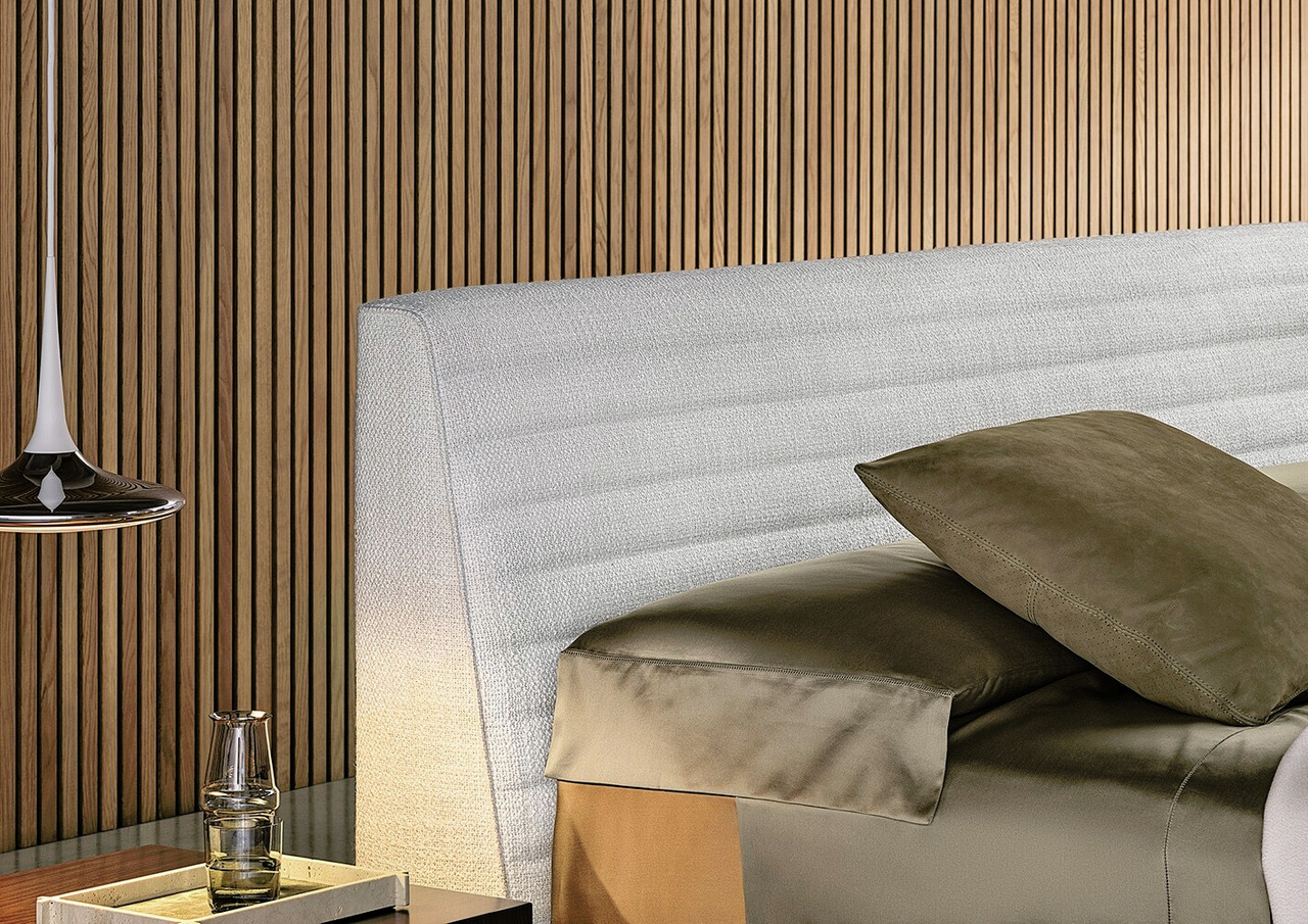 Roger Bed, view 3