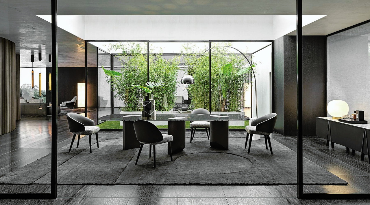 Wedge Dining Table by Minotti
