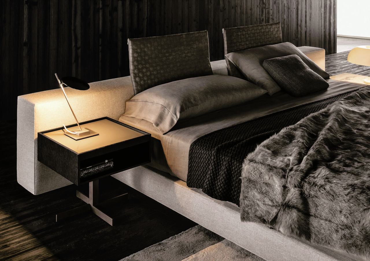 Yang Bed, view 3