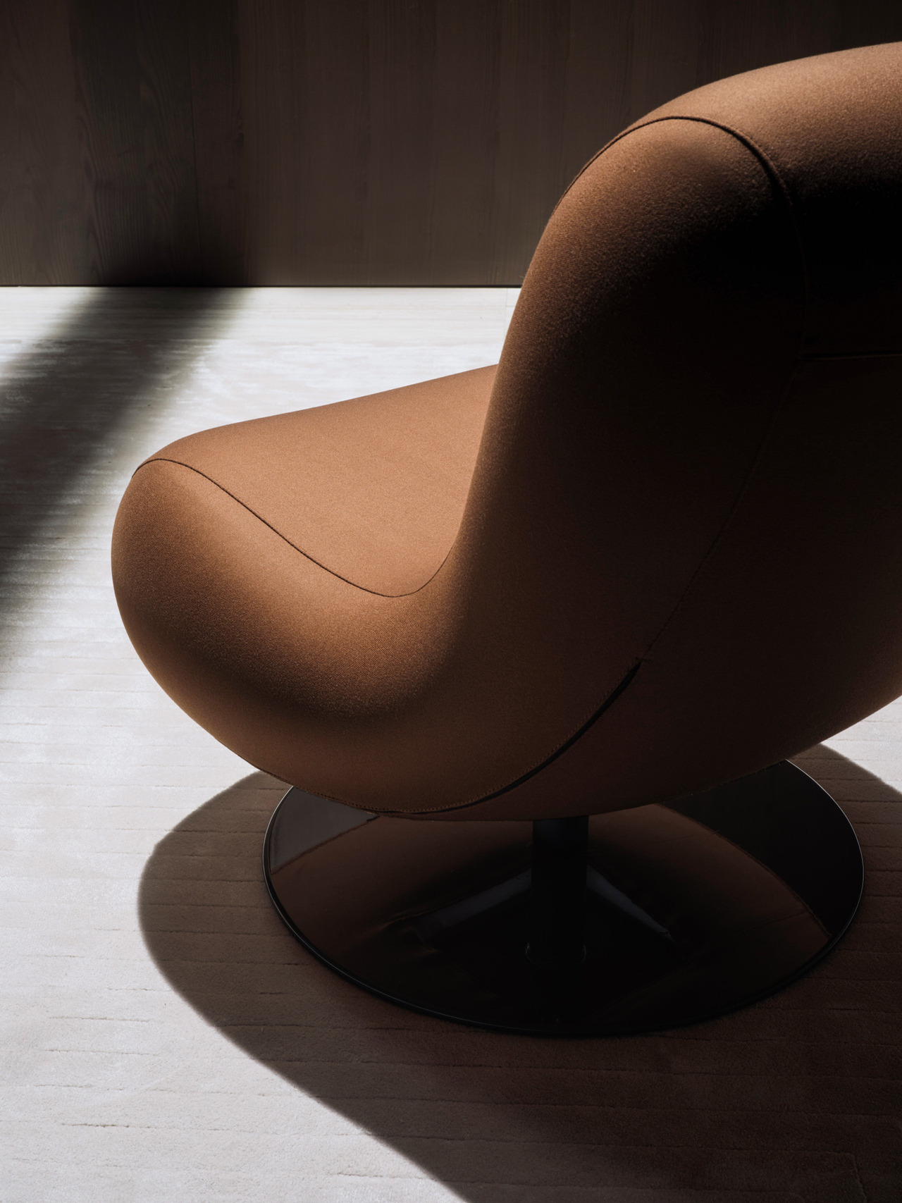 Molteni&C Bosco Armchair, view 3