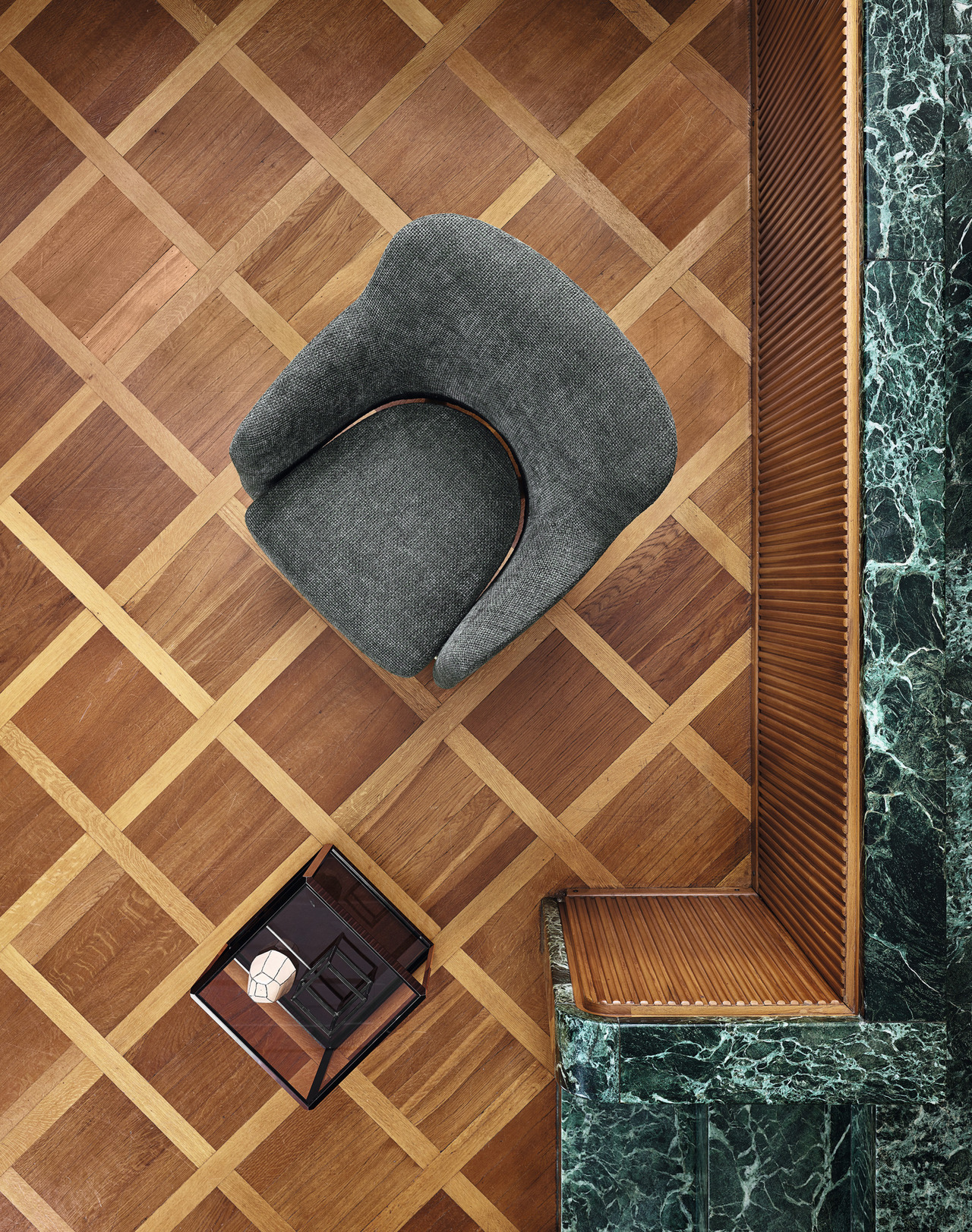Molteni&C D.151.4 Armchair, view 4