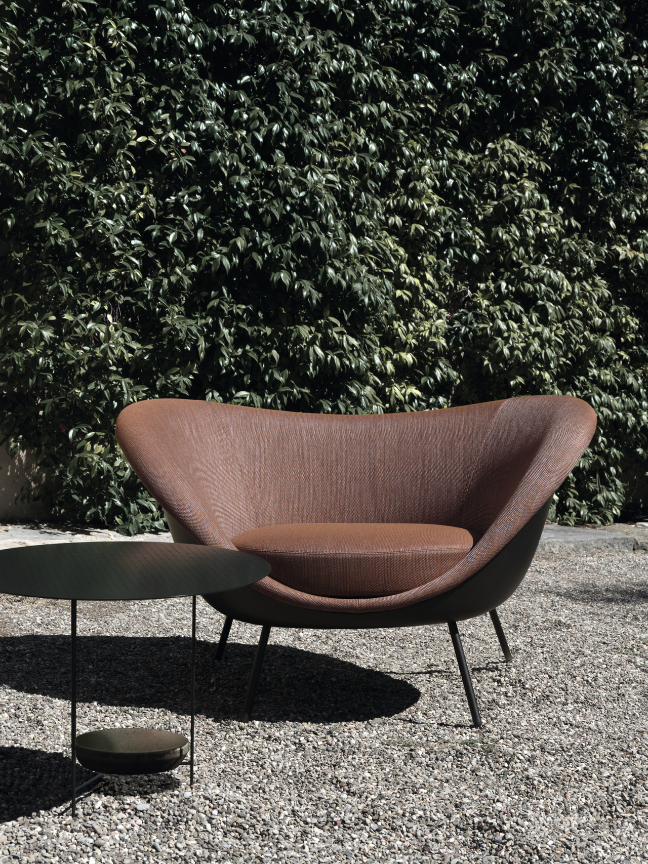 Molteni&C D.154.2 Outdoor Armchair, view 2