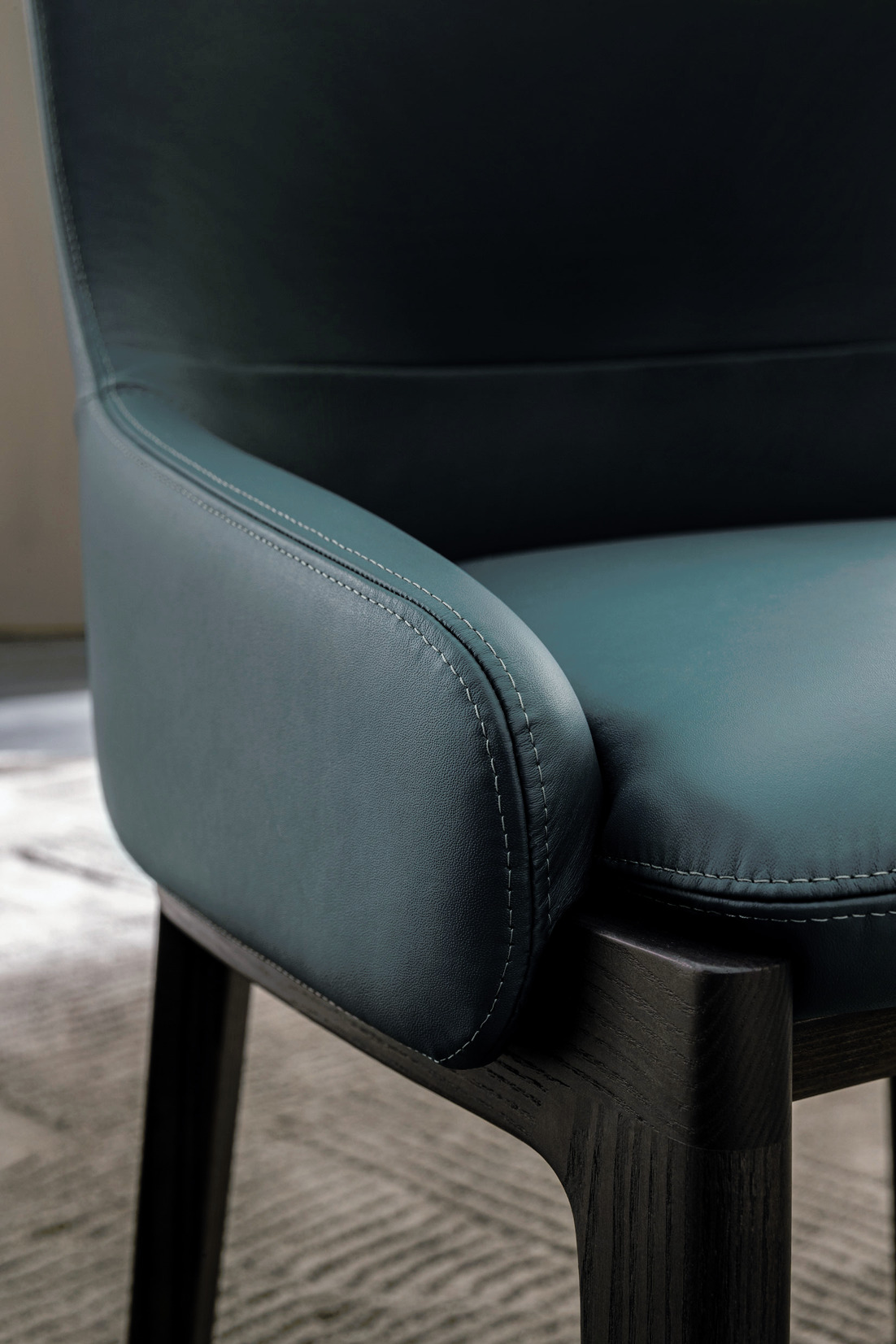 Molteni&C Devon Chair, view 4