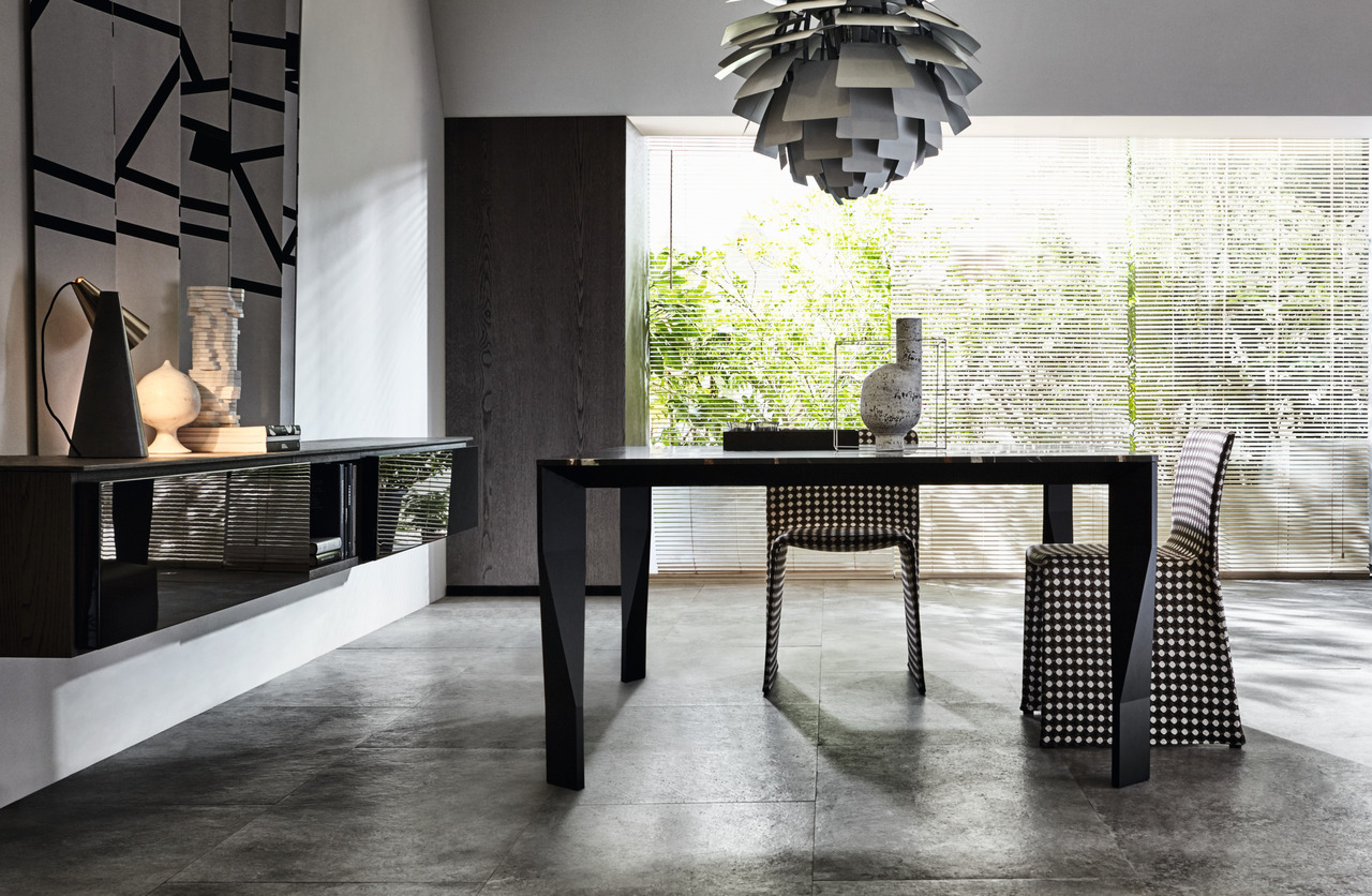 Molteni&C Glove Chair, view 2