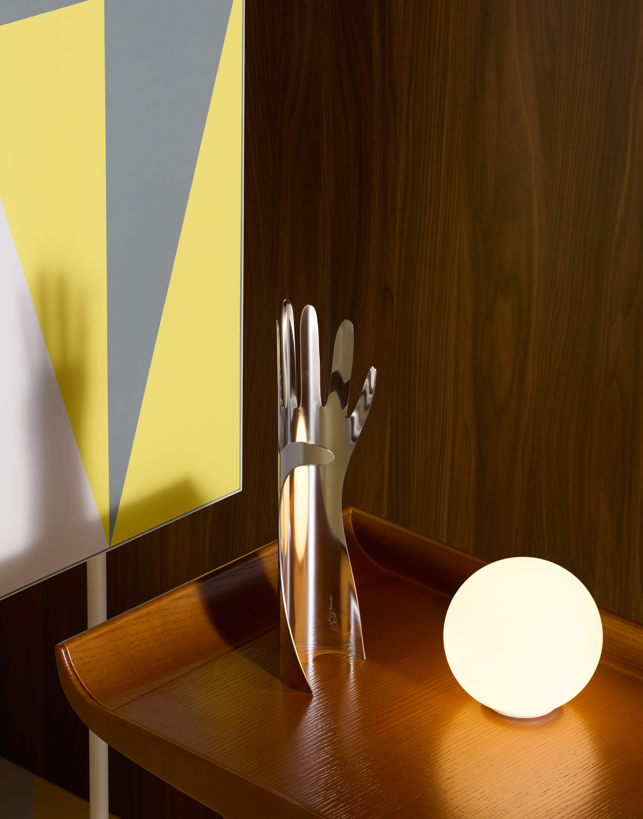 Molteni&C La Mano Interior Object, view 2