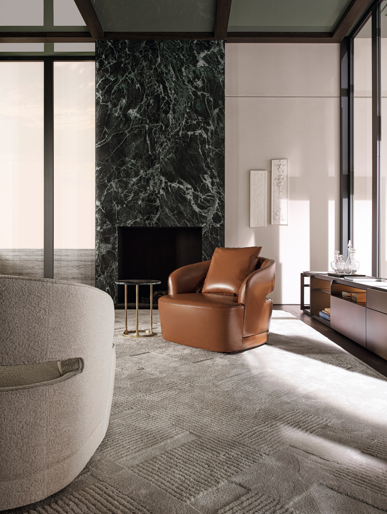 Molteni&C Lucio Armchair, view 2