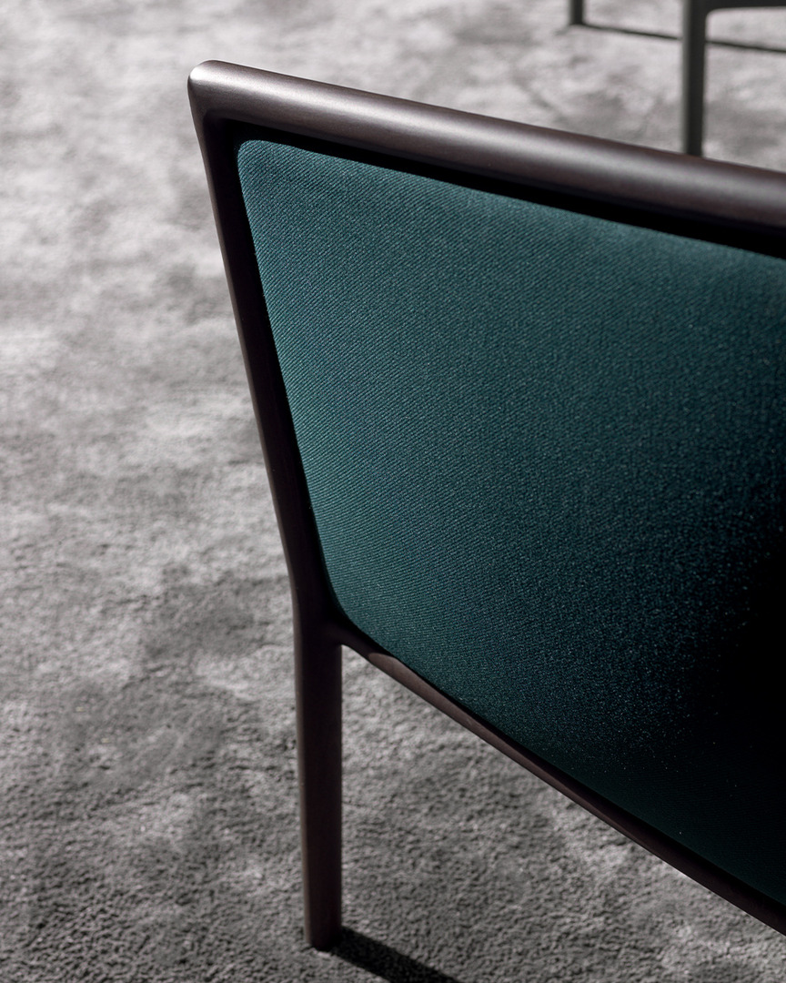 Molteni&C Margou Armchair, view 3