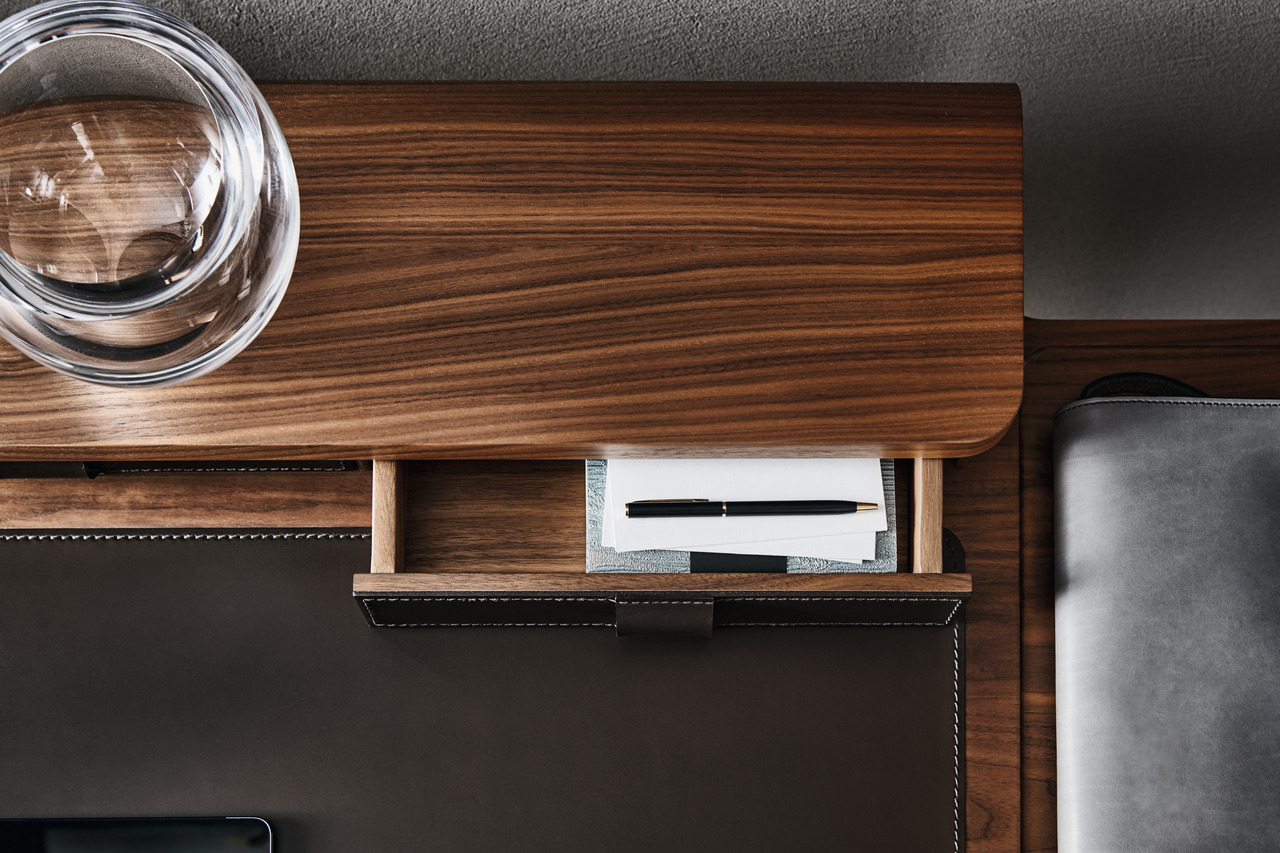 Molteni&C Note Writing Desk, view 3