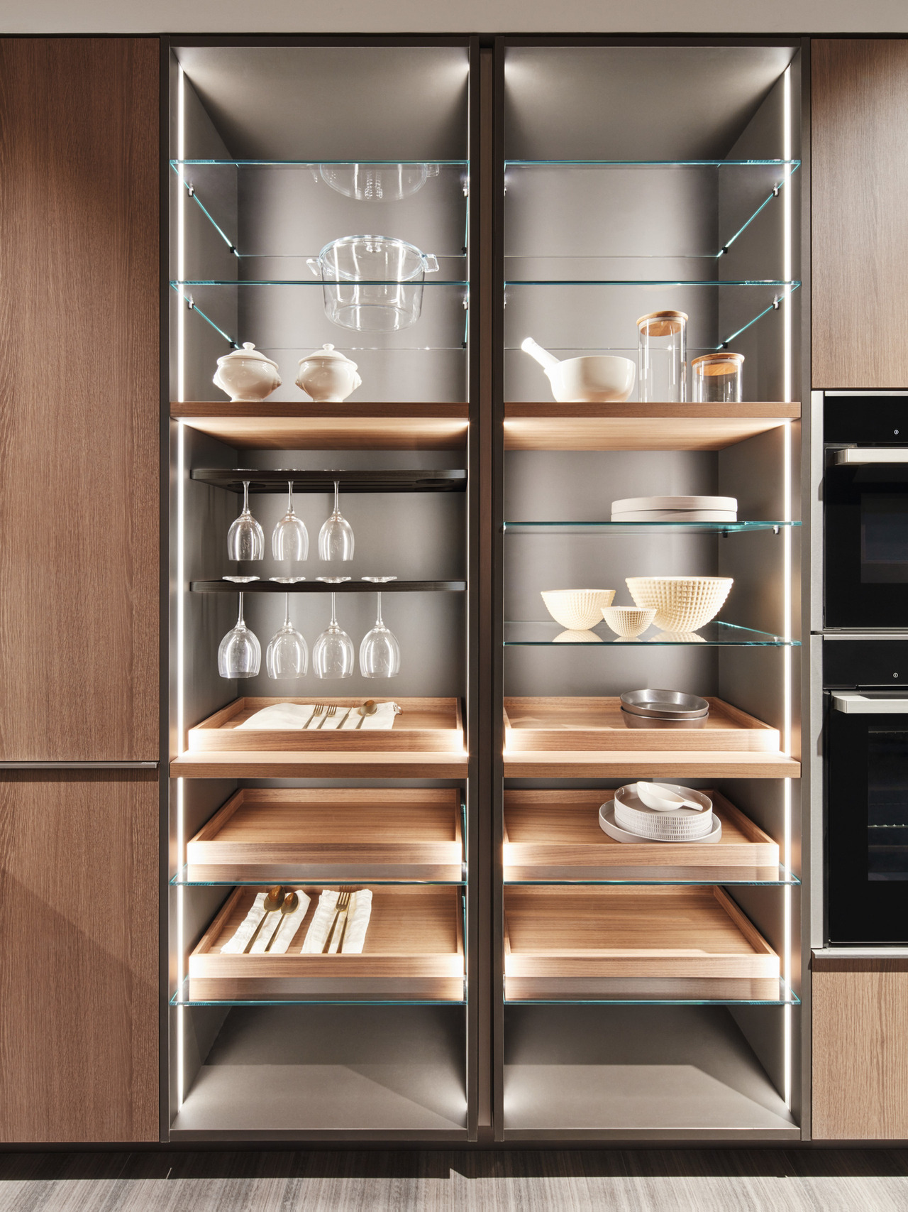Molteni&C Open Column Kitchen Column, view 2