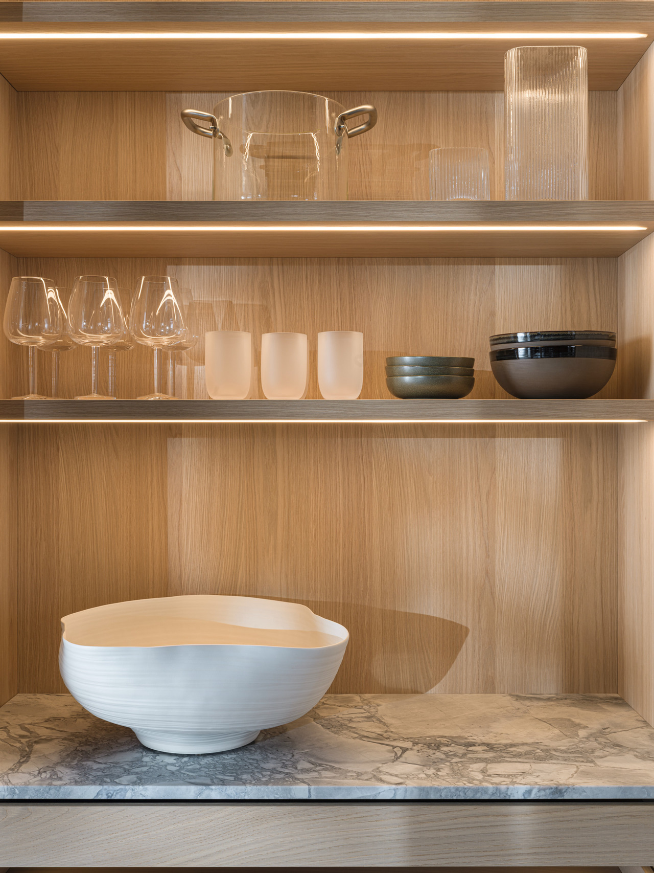 Molteni&C Open Technical Columns Kitchen Column, view 2